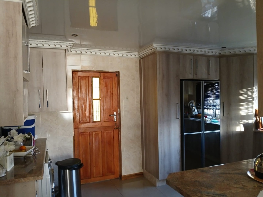4 Bedroom Property for Sale in Club View Eastern Cape
